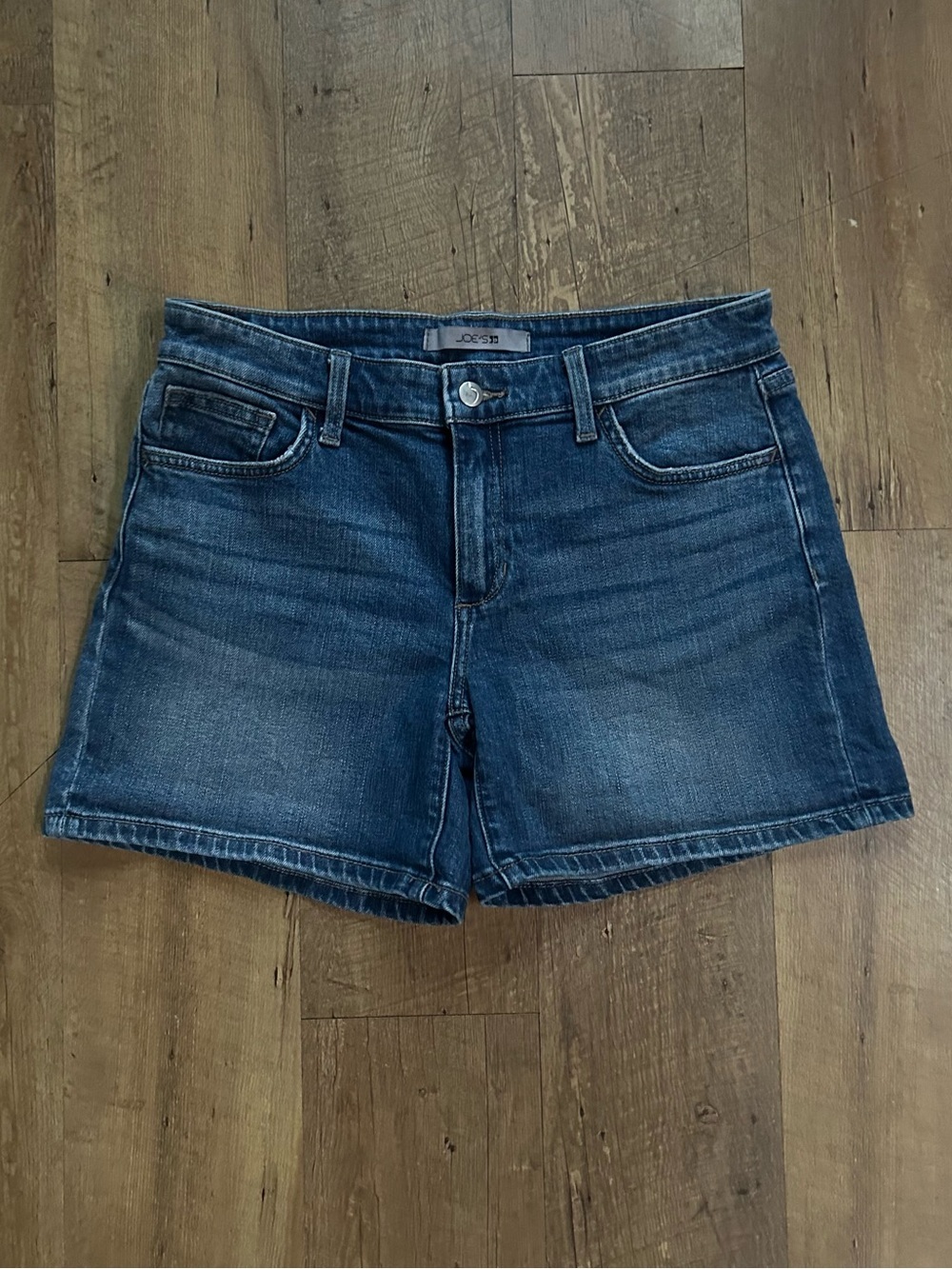 Joe’s Jeans Dark Wash Denim Shorts Size 28 ✨ Mid Rise Stretch Summer Staple